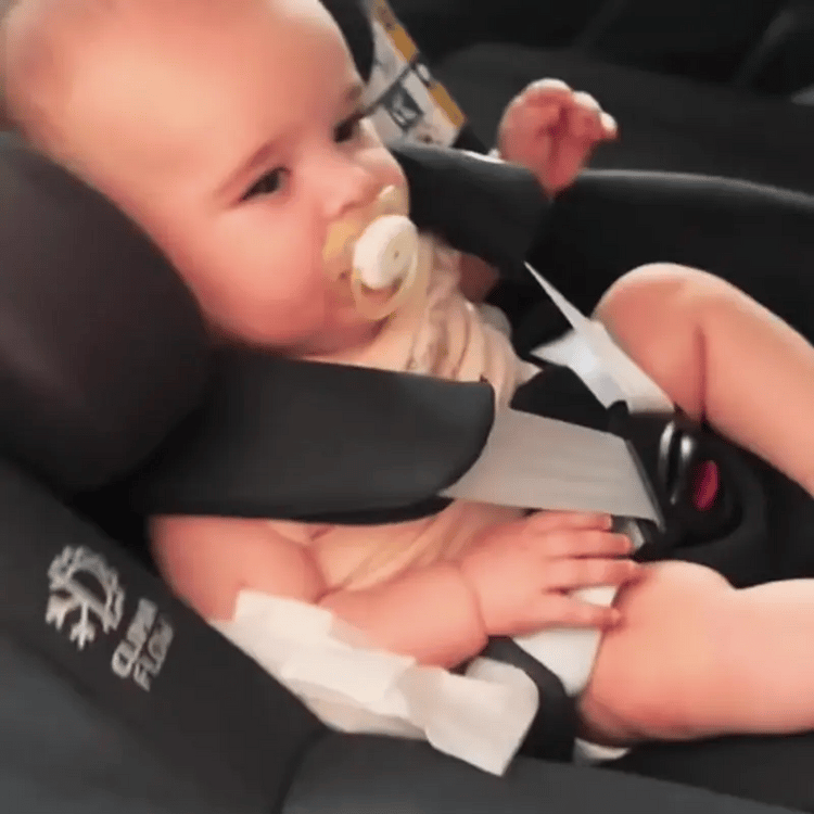 Cámara de carro para bebes